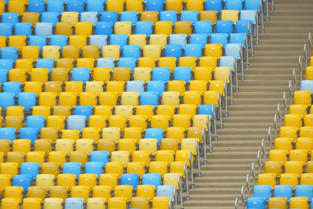 通过国际合 通过国际合